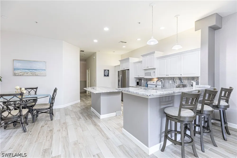 Piazza Del Lago Circle #203 Estero, FL 33928