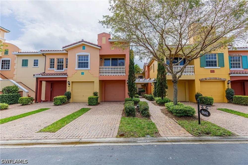 Piazza Del Lago Circle #203 Estero, FL 33928