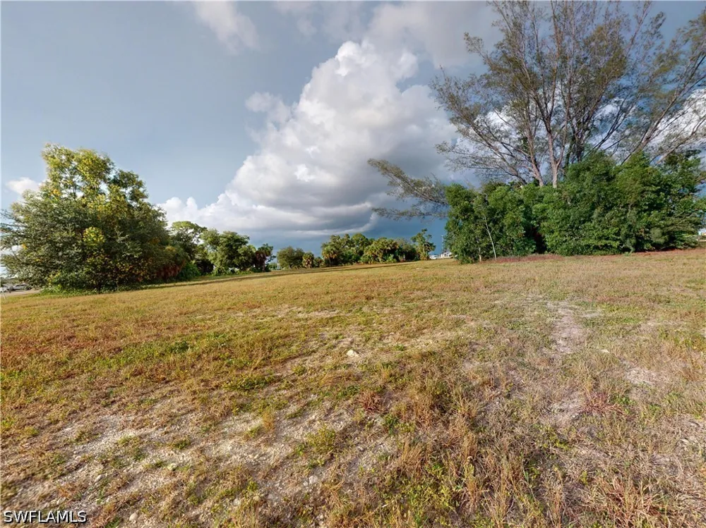 SW 17th Terrace Cape Coral, FL 33991