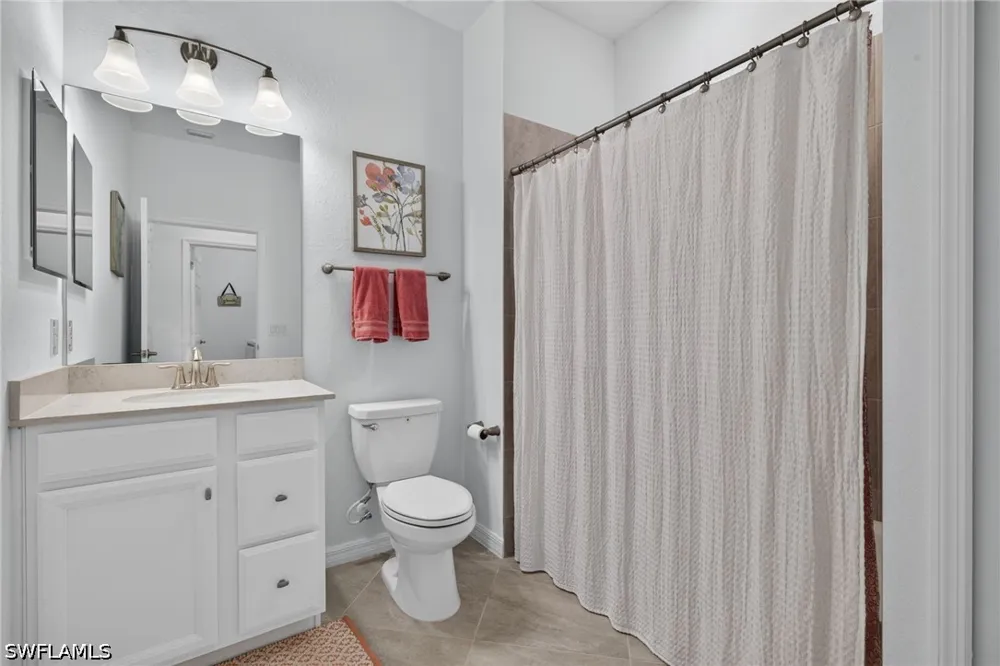 Hawthorn Lake Drive #201 Fort Myers, FL 33913