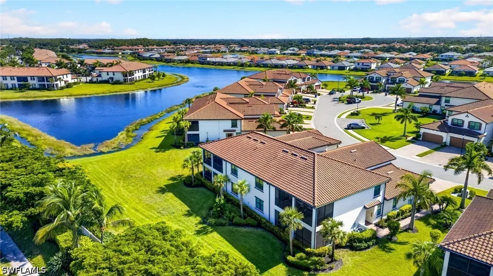 Hawthorn Lake Drive #201 Fort Myers, FL 33913
