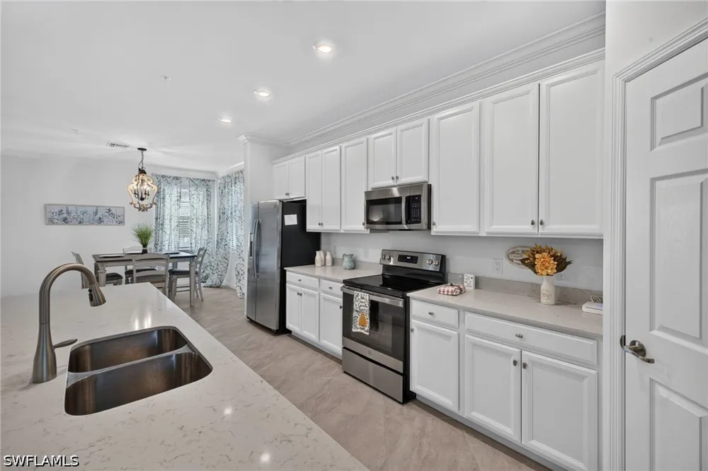 Hawthorn Lake Drive #201 Fort Myers, FL 33913