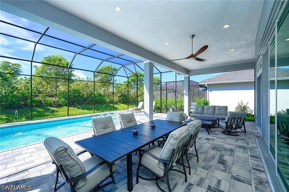 Laguna Springs Lane Naples, FL 34114
