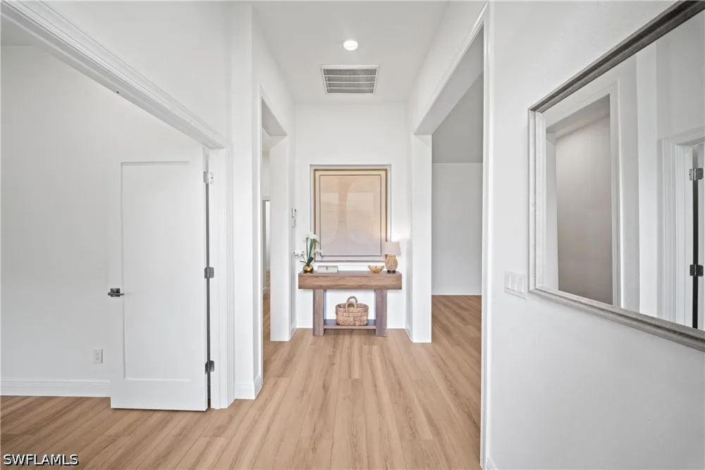 Vistana Circle Naples, FL 34119