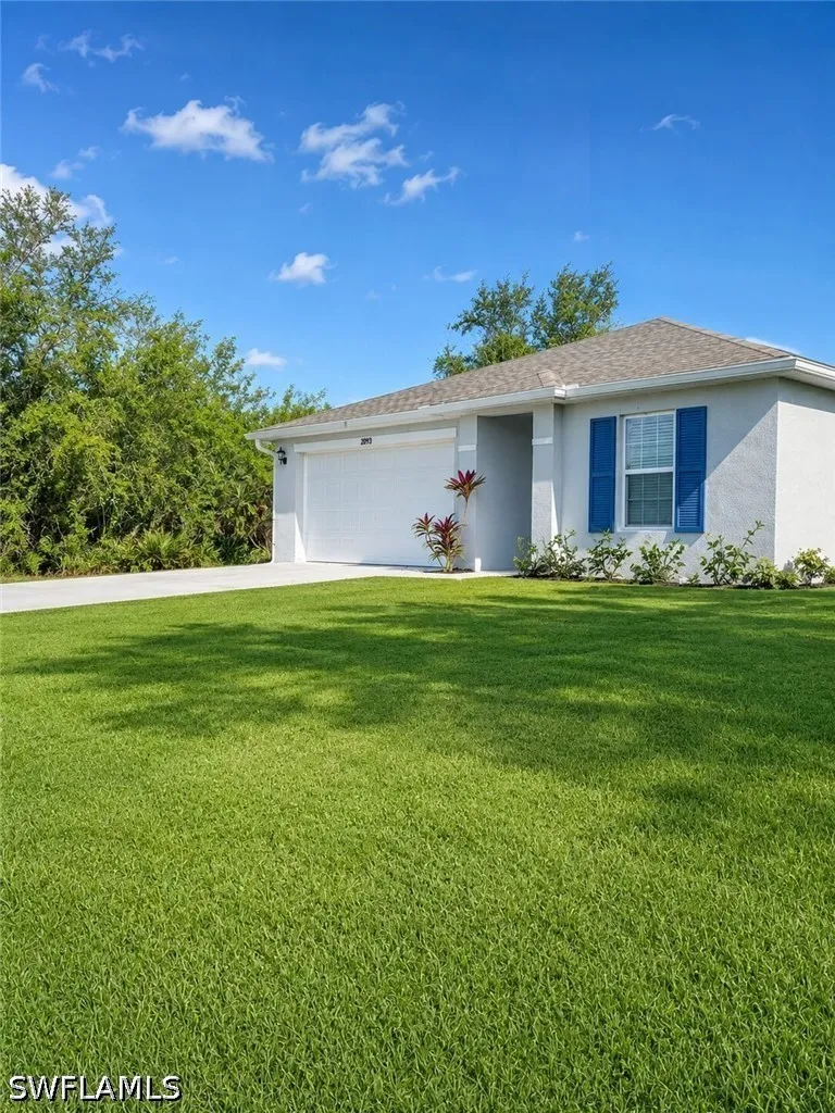 39th Street SW Lehigh Acres, FL 33976