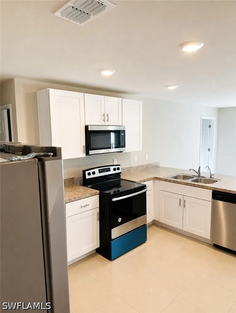 39th Street SW Lehigh Acres, FL 33976