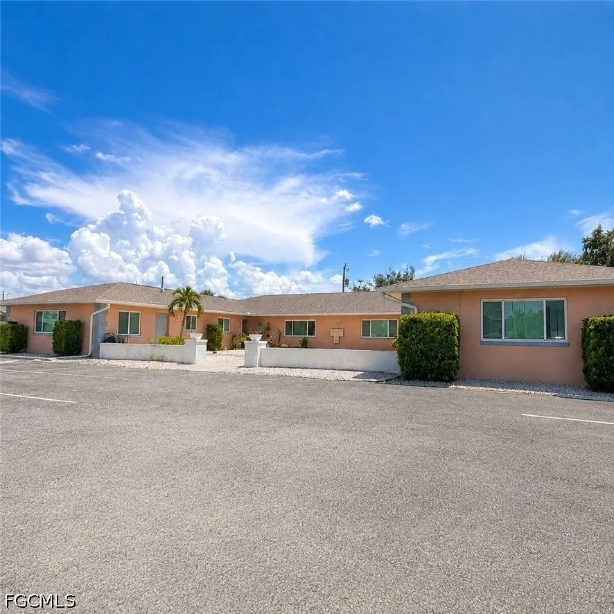 SE 8th Street #2 Cape Coral, FL 33990
