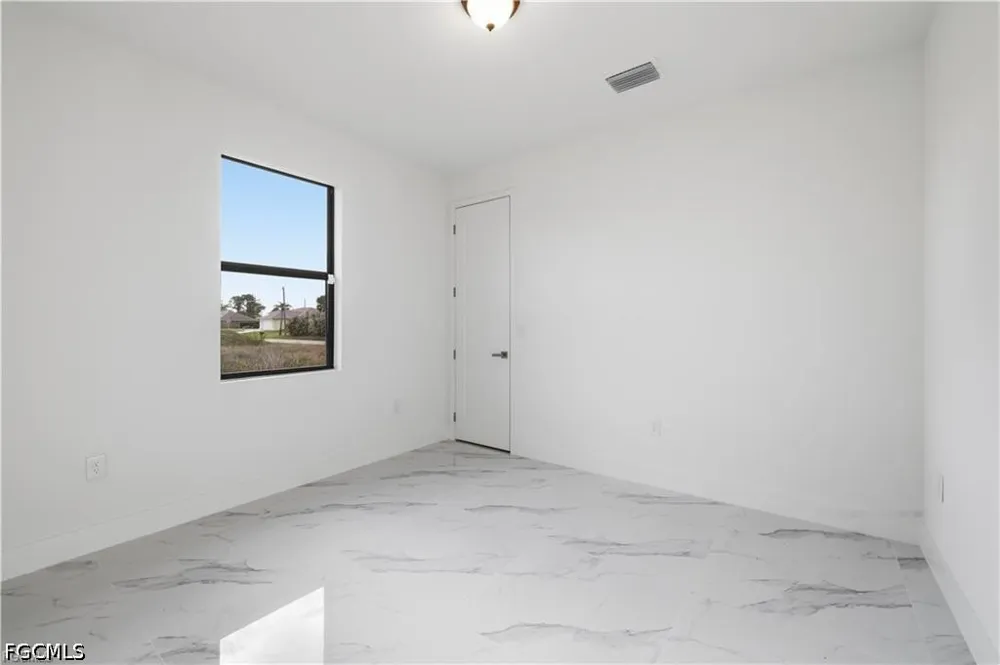 Graham Circle Lehigh Acres, FL 33936