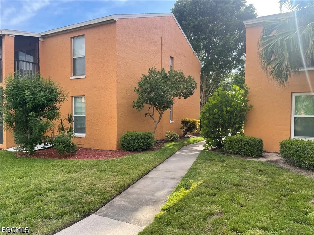Kenwood Lane #B Fort Myers, FL 33907