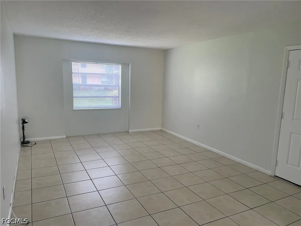 Kenwood Lane #B Fort Myers, FL 33907