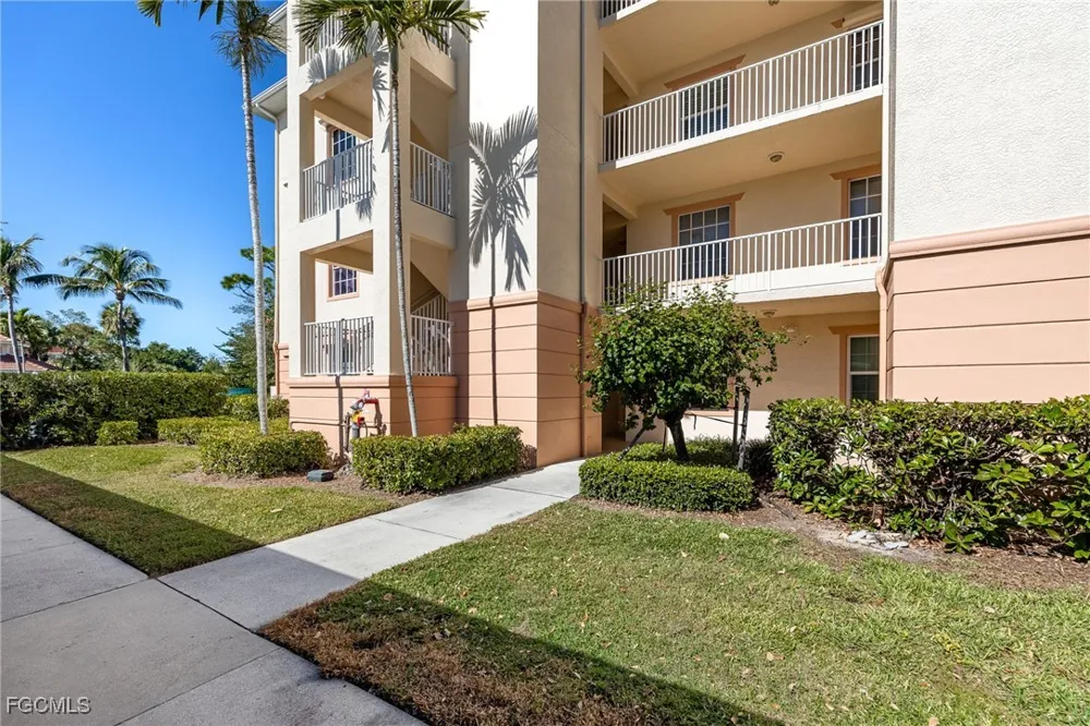 Palm Tree Boulevard #102 Cape Coral, FL 33904