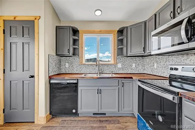 2491 Stagestop Road Jefferson, CO 80456