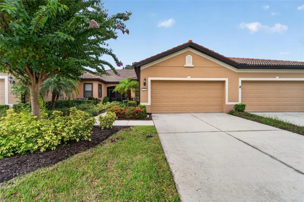 428 SENECA FALLS DRIVE Apollo Beach, FL 33572