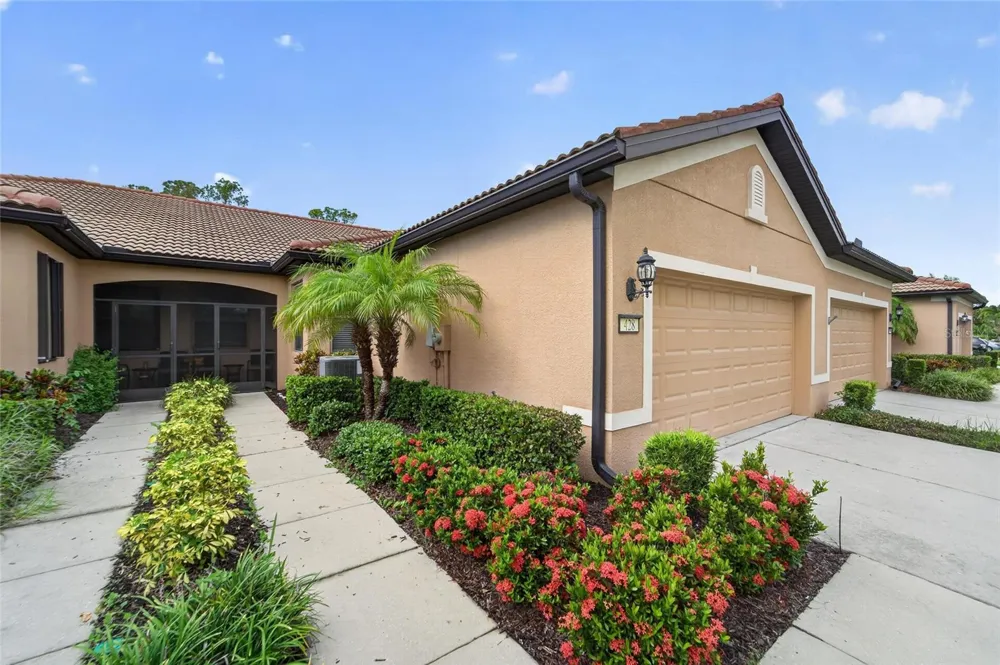 428 SENECA FALLS DRIVE Apollo Beach, FL 33572