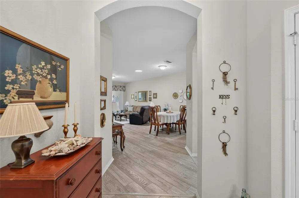 428 SENECA FALLS DRIVE Apollo Beach, FL 33572