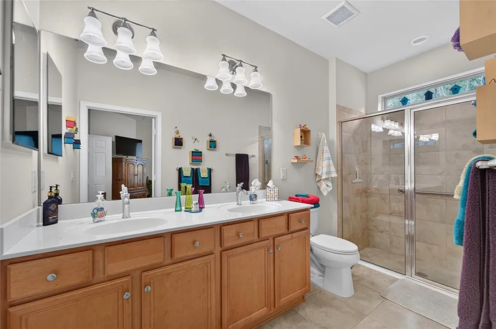 428 SENECA FALLS DRIVE Apollo Beach, FL 33572