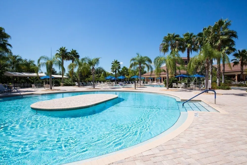 428 SENECA FALLS DRIVE Apollo Beach, FL 33572