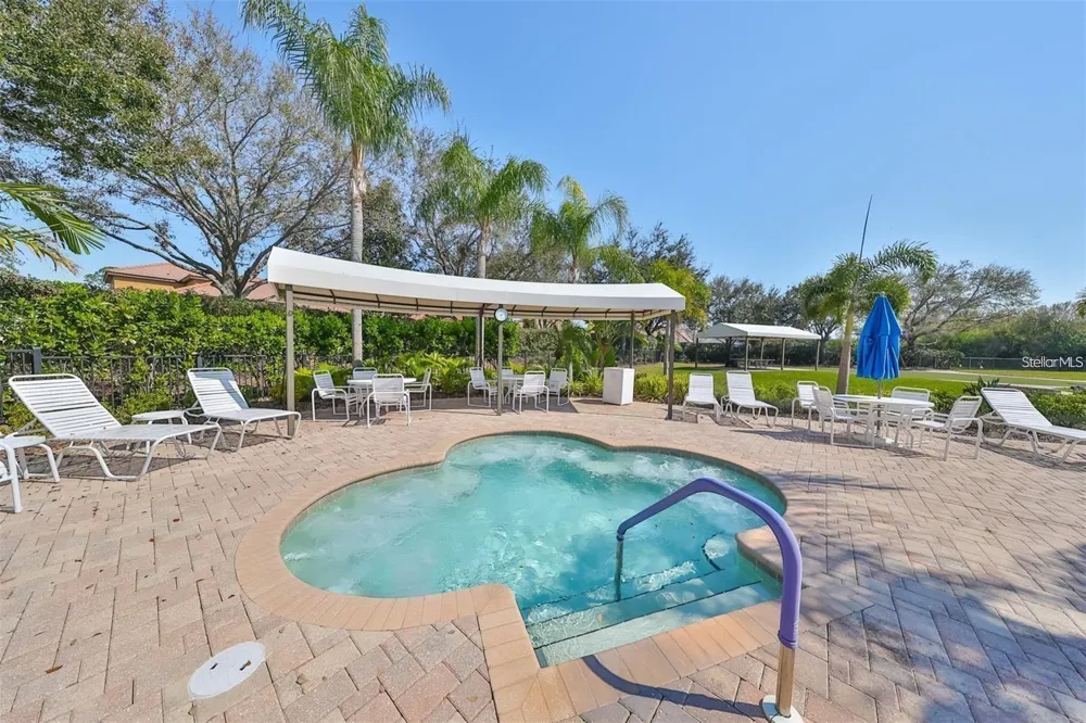 428 SENECA FALLS DRIVE Apollo Beach, FL 33572