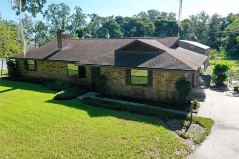 1809 KING EDWARD DRIVE