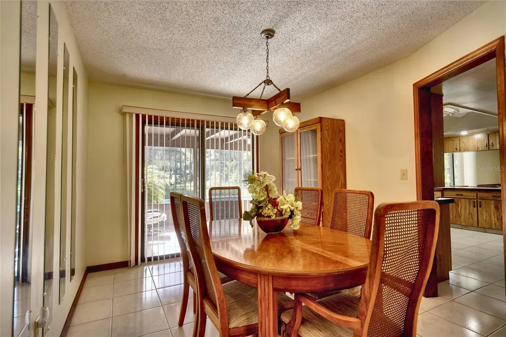1809 KING EDWARD DRIVE Kissimmee, FL 34744