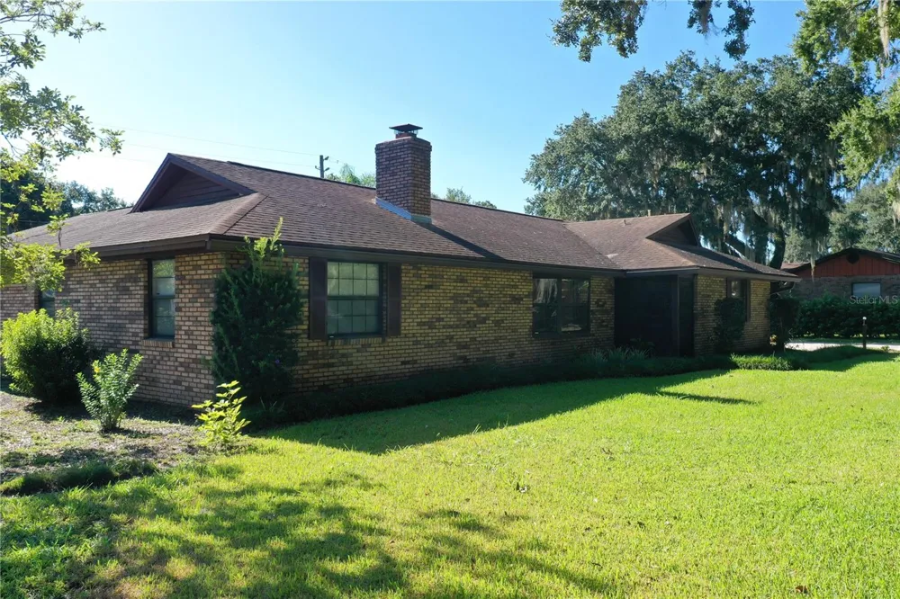 1809 KING EDWARD DRIVE Kissimmee, FL 34744
