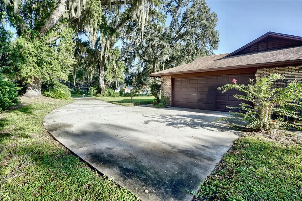 1809 KING EDWARD DRIVE Kissimmee, FL 34744