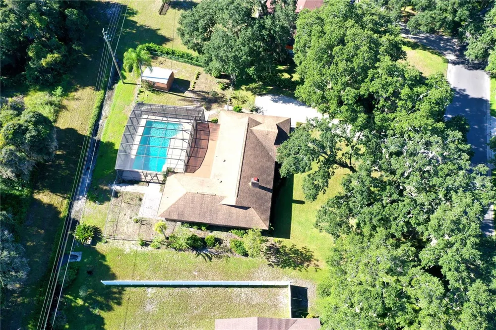 1809 KING EDWARD DRIVE Kissimmee, FL 34744