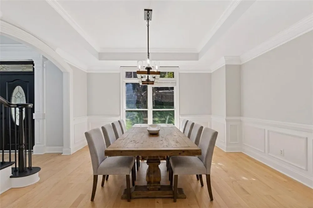 8430 Valemont Drive Sandy Springs, GA 30350