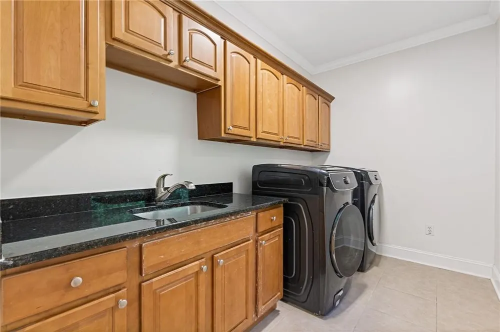 8430 Valemont Drive Sandy Springs, GA 30350
