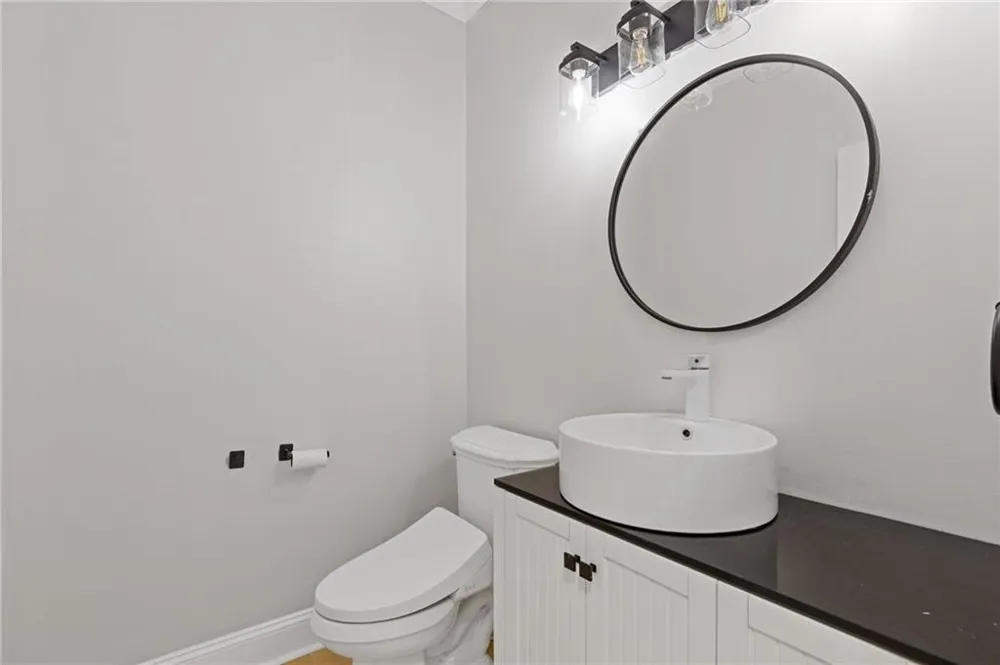 8430 Valemont Drive Sandy Springs, GA 30350