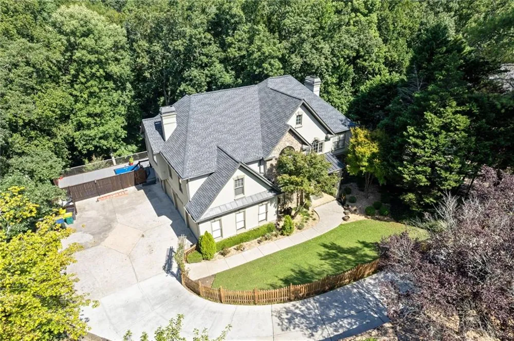 8430 Valemont Drive Sandy Springs, GA 30350