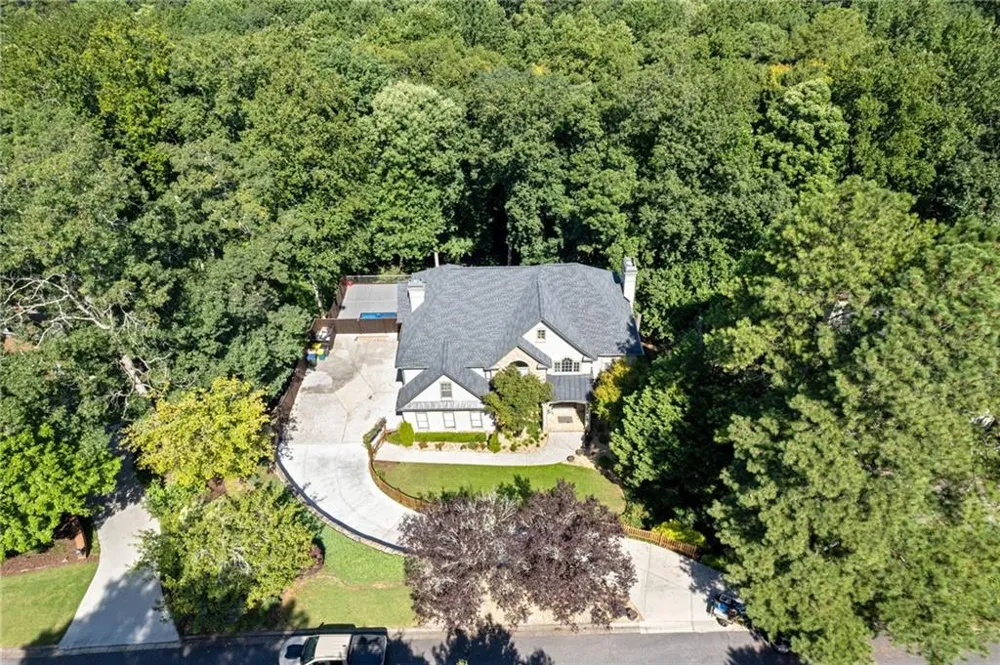 8430 Valemont Drive Sandy Springs, GA 30350