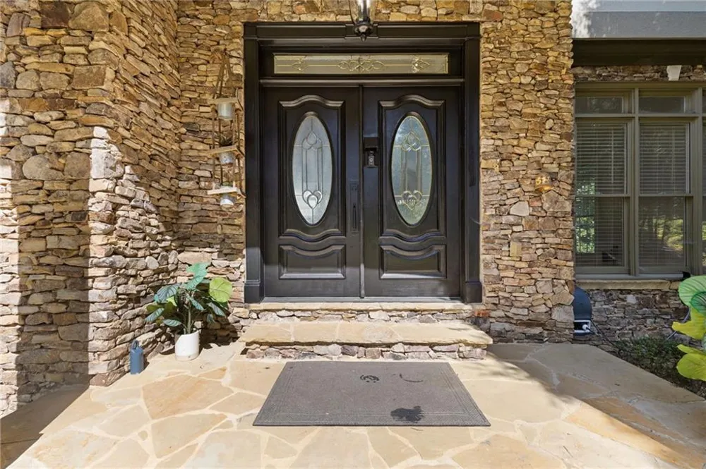 8430 Valemont Drive Sandy Springs, GA 30350