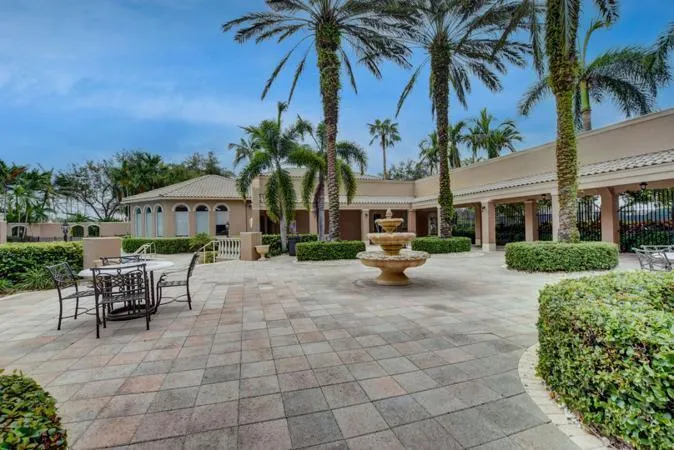 19305 SKYRIDGE CIRCLE Boca Raton, FL 33498