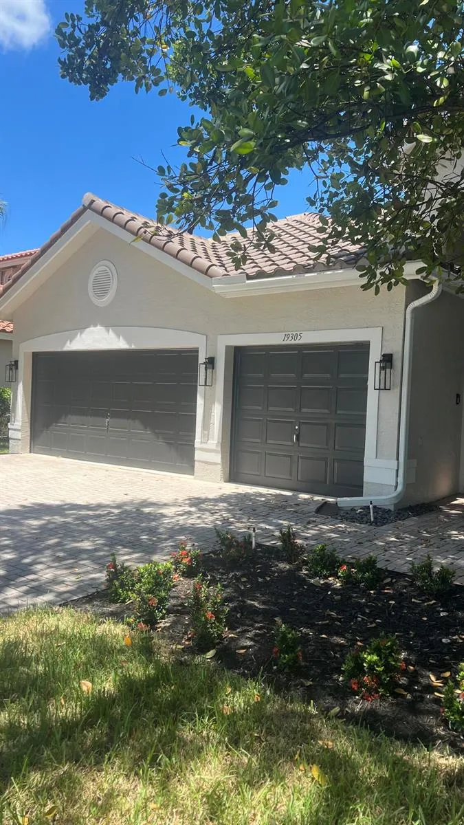 19305 SKYRIDGE CIRCLE Boca Raton, FL 33498