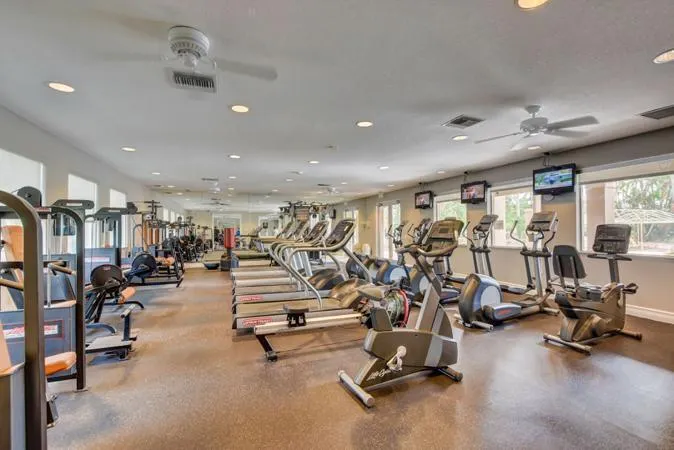 19305 SKYRIDGE CIRCLE Boca Raton, FL 33498