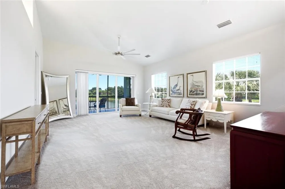 7877 Hawthorne Drive #104 Naples, FL 34113