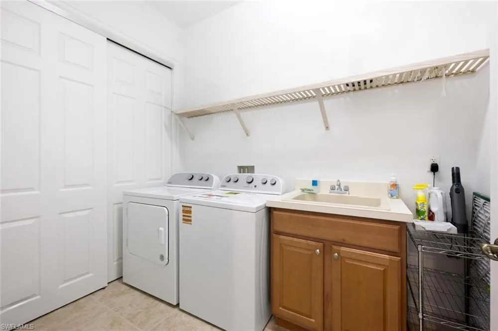 7877 Hawthorne Drive #104 Naples, FL 34113