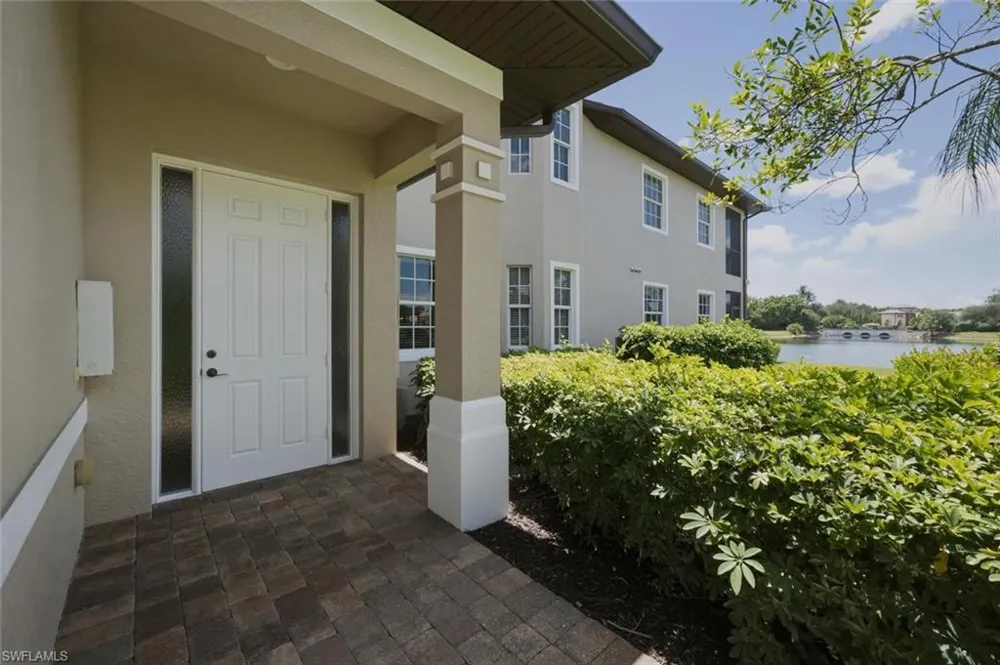 7877 Hawthorne Drive #104 Naples, FL 34113