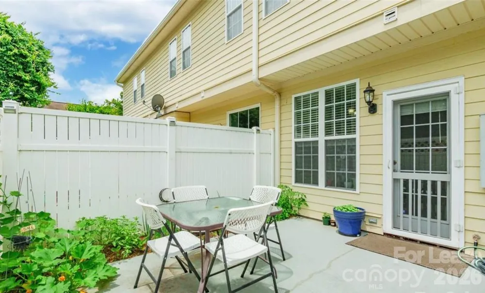 5623 Fetzer Avenue NW Concord, NC 28027