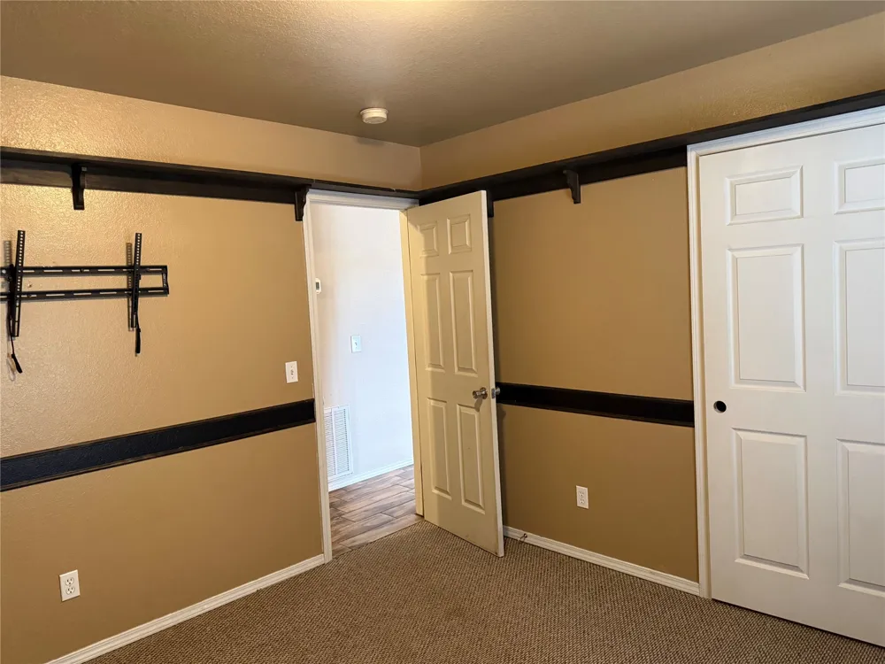 11701 190th EastAvenue Collinsville, OK 74021