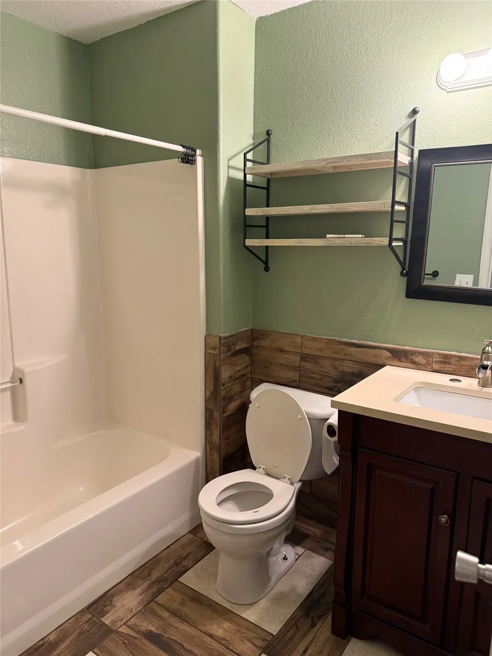 11701 190th EastAvenue Collinsville, OK 74021