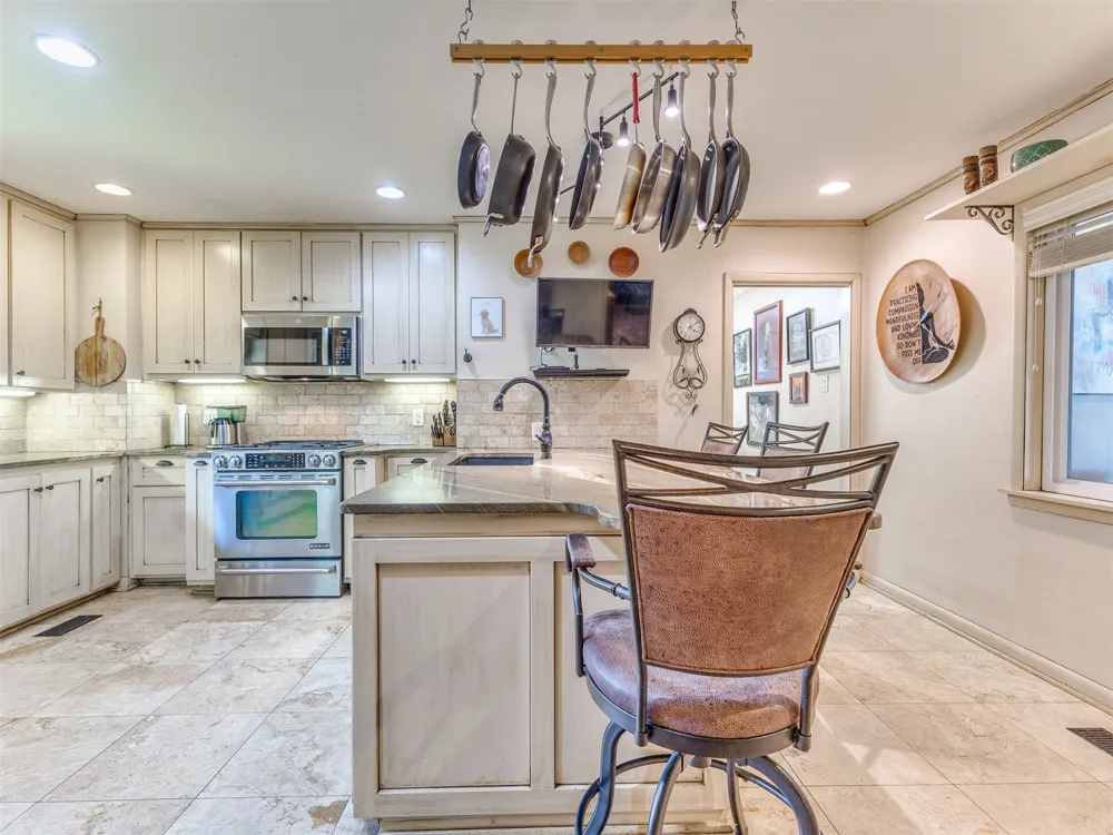 2603 S Columbia Place Tulsa, OK 74114