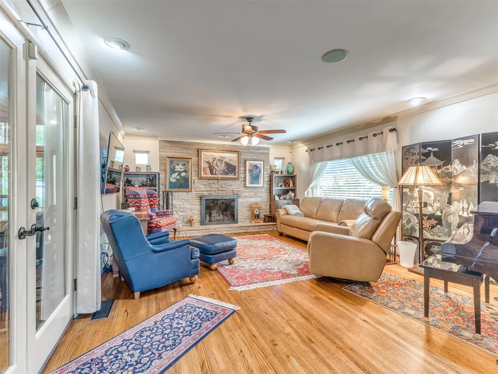 2603 S Columbia Place Tulsa, OK 74114