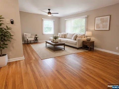 476 Heath Place 28