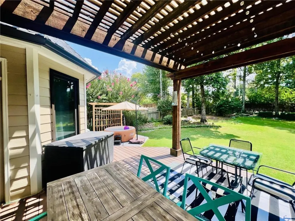 1265 Lamont Circle Dacula, GA 30019