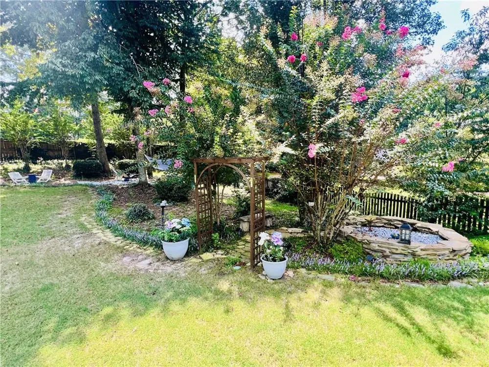 1265 Lamont Circle Dacula, GA 30019