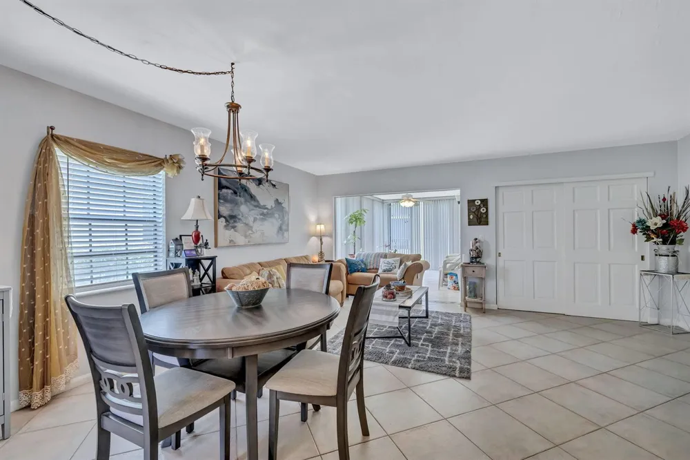 305 CONGRESSIONAL WAY Deerfield Beach, FL 33442