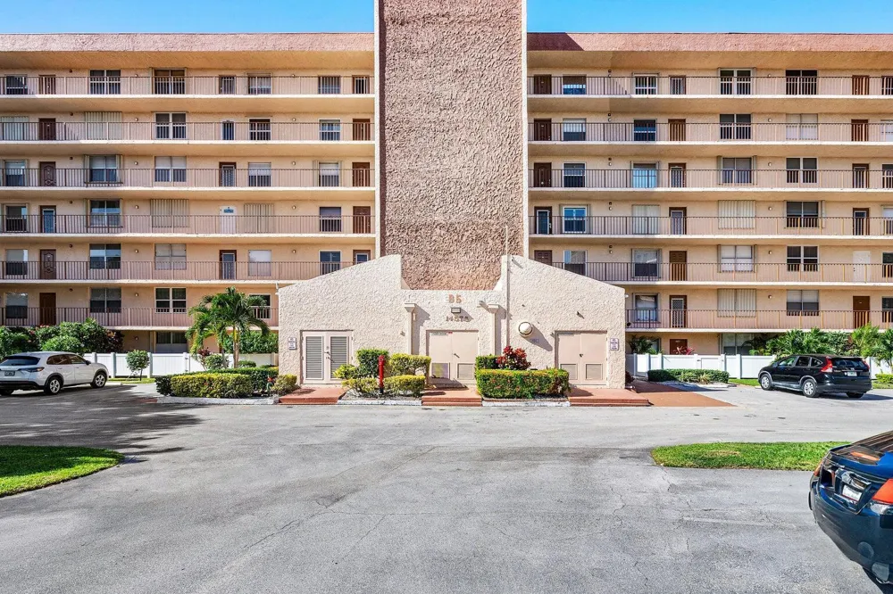 14575 BONAIRE BOULEVARD #309 Delray Beach, FL 33446