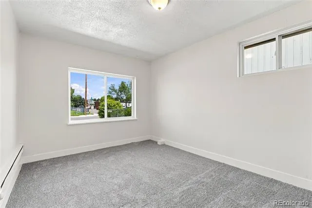 5340 E 33rd Avenue Denver, CO 80207